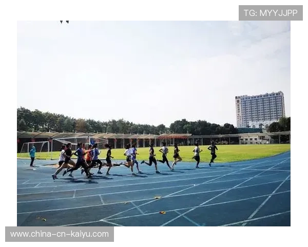 世界田径训练营在疫情后继续采用线上线下混合教学模式，田径世界大赛有哪几项